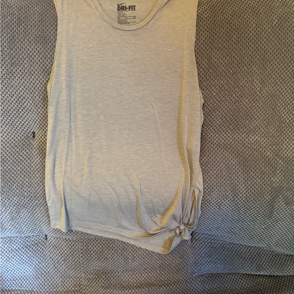 Nike Women's Light Gray Tank Top